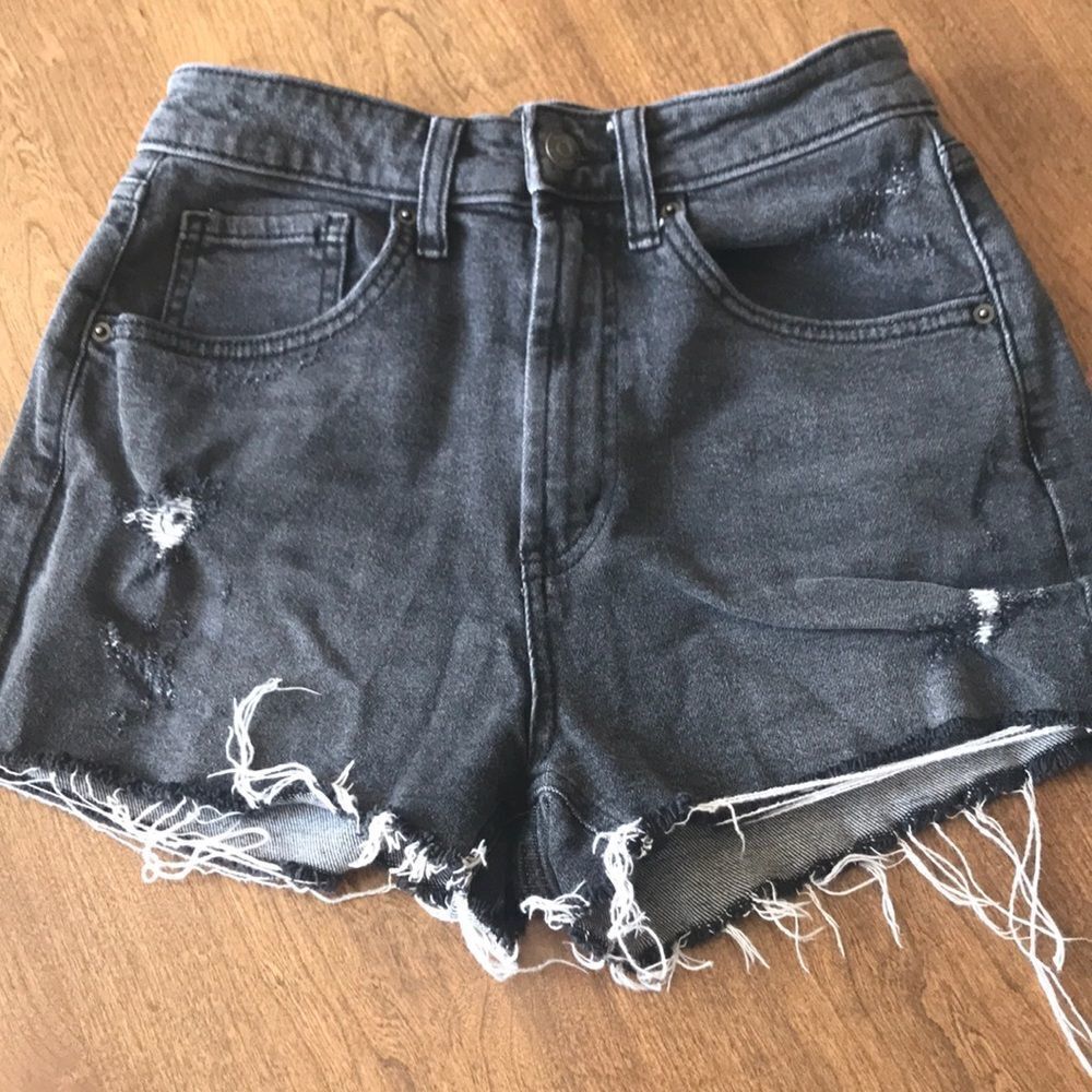 Wild Fable black distressed denim shorts